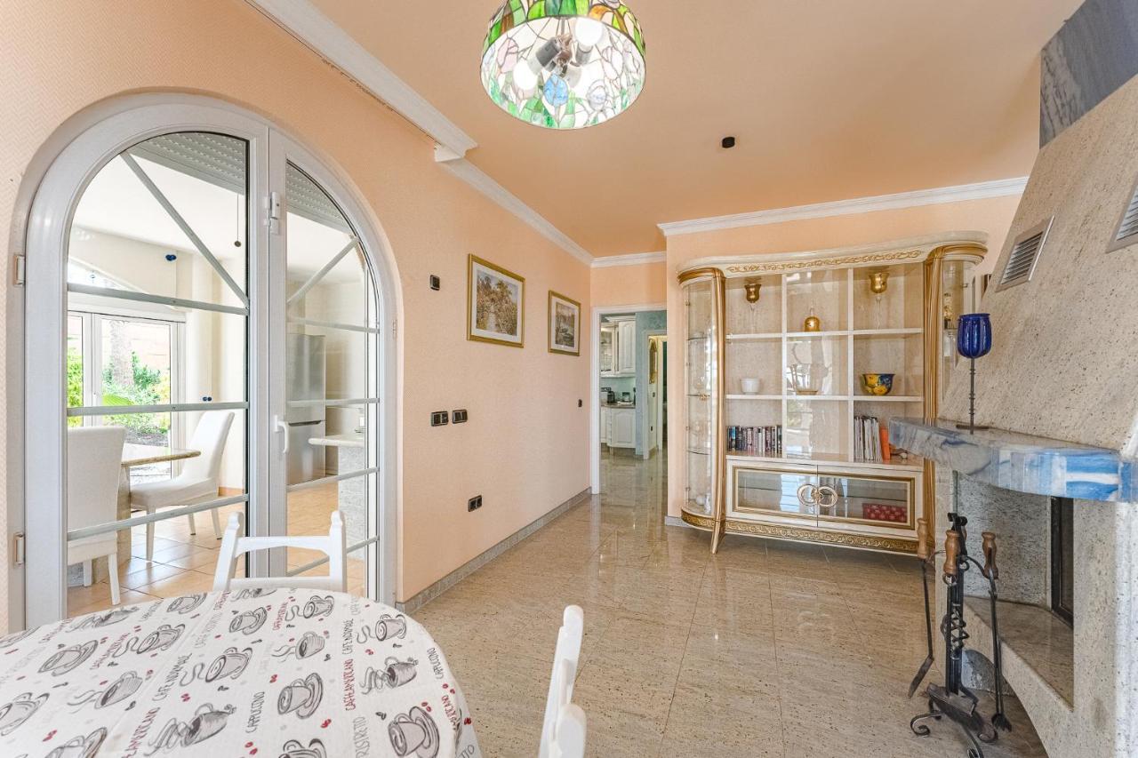 Gorgeous Golf Villa Costa Adeje  Exterior photo